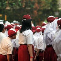 MK Perintahkan Negara Tanggung Biaya Pendidikan Dasar, Bagaimana dengan Sekolah Swasta?