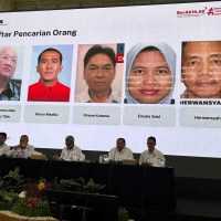 KPK Rilis 5 Foto Buronan Kasus Korupsi, Ada Paulus Tannos dan Harun Masiku