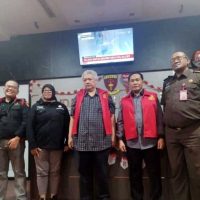 Kejati Jatim Tahan Dua Tersangka Tindak Pidana Korupsi Belanja Hibah-Modal SMK 2017