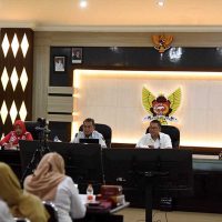 Wali Kota Kediri Paparkan Program GEMPITA dalam Verifikasi Kota Sehat Nasional 2025