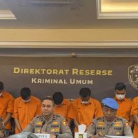 Tak Terima Kunci Motor Dicabut, 6 Anggota Polri Keroyok 2 ‘Mata Elang’ Hingga Tewas