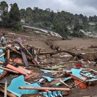 8 Fakta Bencana Longsor Cisarua Timbun 30 Rumah