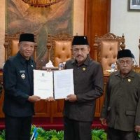 DPRD Tulungagung Gelar Rapat Paripurna Umumkan Perubahan Propemperda 2026 dan LKPJ Bupati 2025