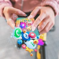 Demi Masa Depan Anak, Menkomdigi Batasi Akun Media Sosial di Bawah Usia 16 Tahun