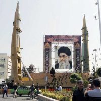 Iran Luncurkan Rudal Sejjil Pertama yang Berbobot 23,6 Ton ke Wilayah Israel