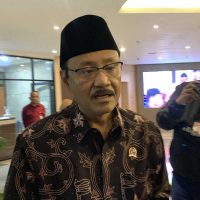 Mensos Saifullah Yusuf: ASN yang Liburan Saat WFH Jumat Bisa Turun Pangkat hingga Dipecat