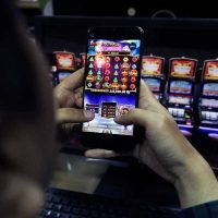 Komdigi Catat Hampir 200.000 Anak Indonesia Terpapar Judi Online