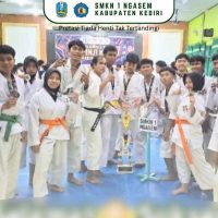 SMKN 1 Ngasem Raih Gelar Juara Umum POP Shorinji Kempo Kediri 2026