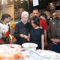 Gerakkan Ekonomi Masyarakat  dan Perkuat UMKM, Mbak Wali Buka Pasar Rakyat Kota Kediri 2026