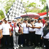 Plt Bupati Tulungagung Berangkatkan Jalan Sehat Meriahkan Hari Koperasi ke-79