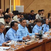 Ramai Dibandingkan dengan Pesawat Karhutla, BGN Batalkan Pengadaan LED Rp 535 Miliar