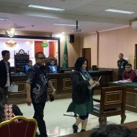 Sidang Gugatan SK Penyetaraan Gibran, Denny Indrayana Walk Out